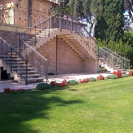 Relais Parco Dei Cavalieri Ασίζη