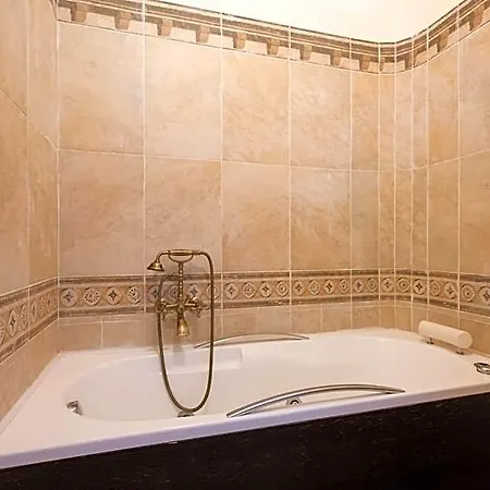 Ξενοδοχείο Relais Parco Dei Cavalieri 3*